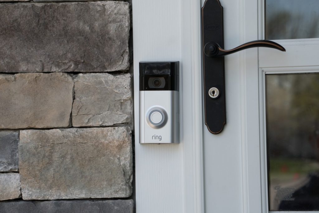 Keeping your Home Safe from Hackers when Using Smart Security Products