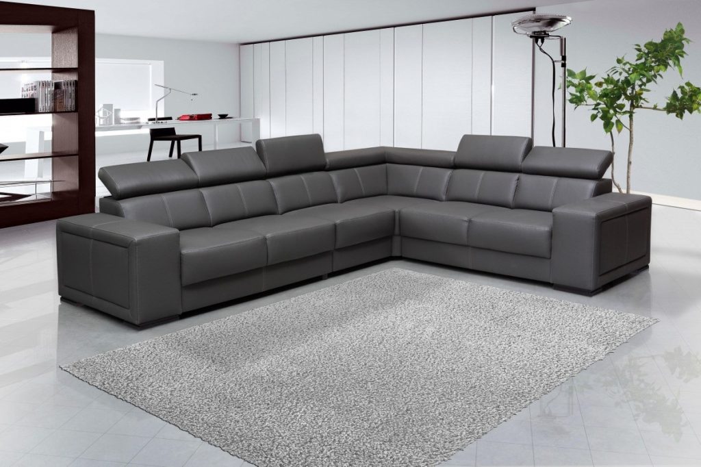 Leather Sofa Singapore – Classy And Easy Maintainance