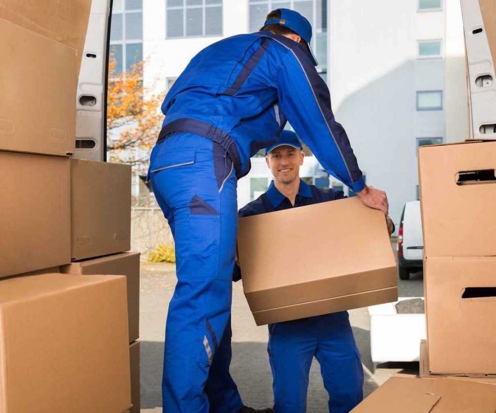 What to Expect from Professional Movers